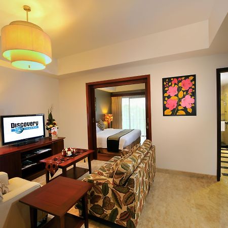 Pulai Springs Resort Official Skudai Esterno foto