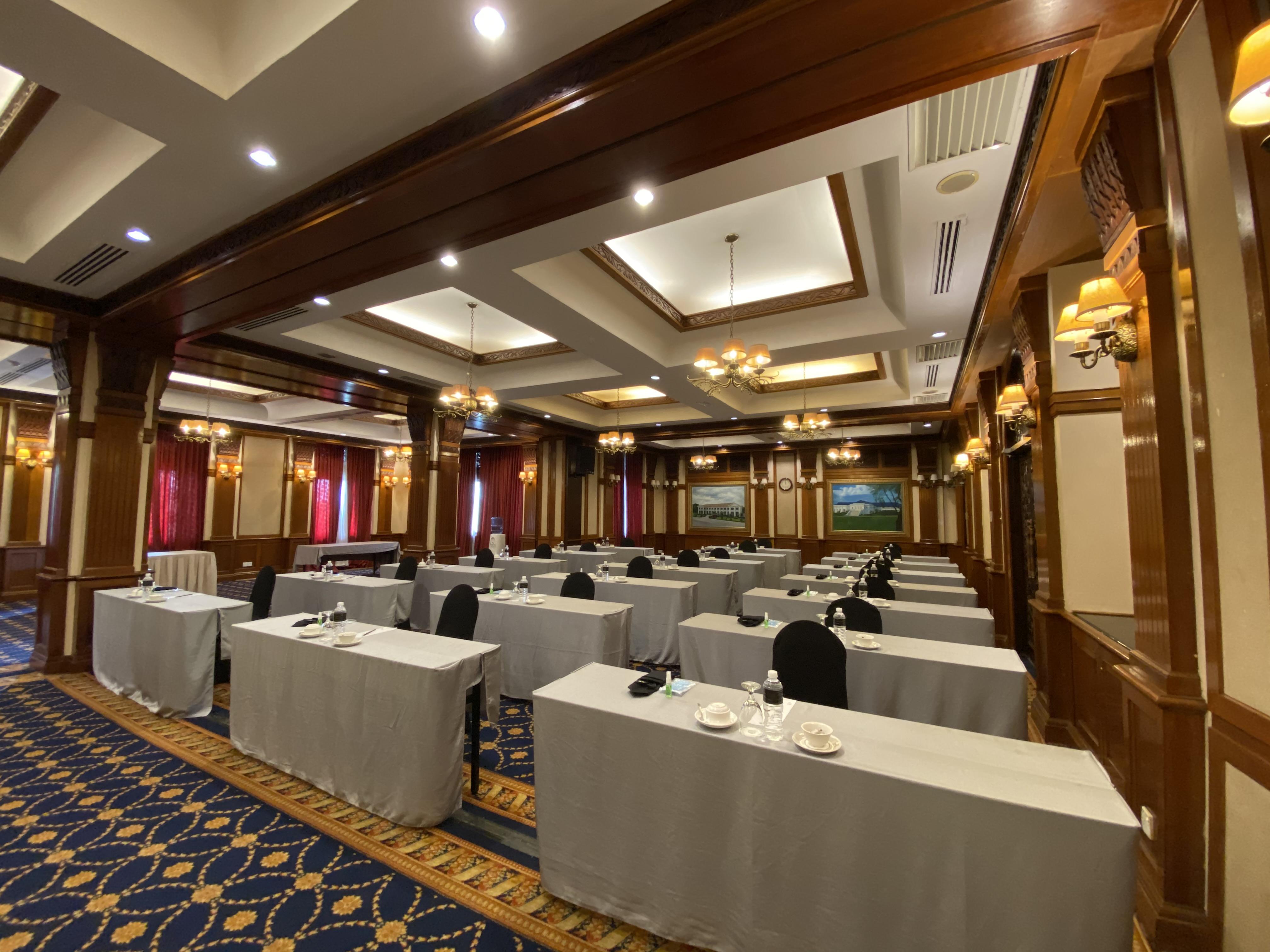 Pulai Springs Resort Official Skudai Esterno foto